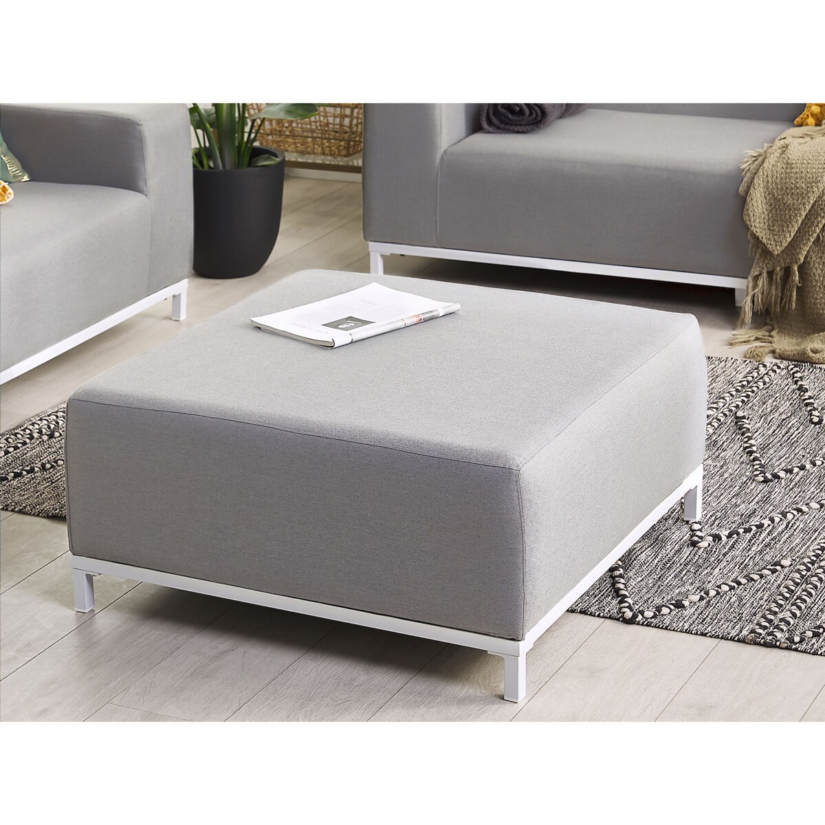 Otomana ogrodowa jasnoszara z białym ROVIGO