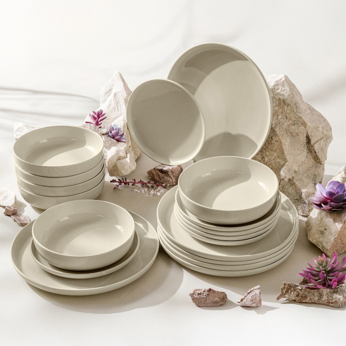 KONSIMO VICTO Elegancki zestaw obiadowy 6-osobowy (18 elementów)