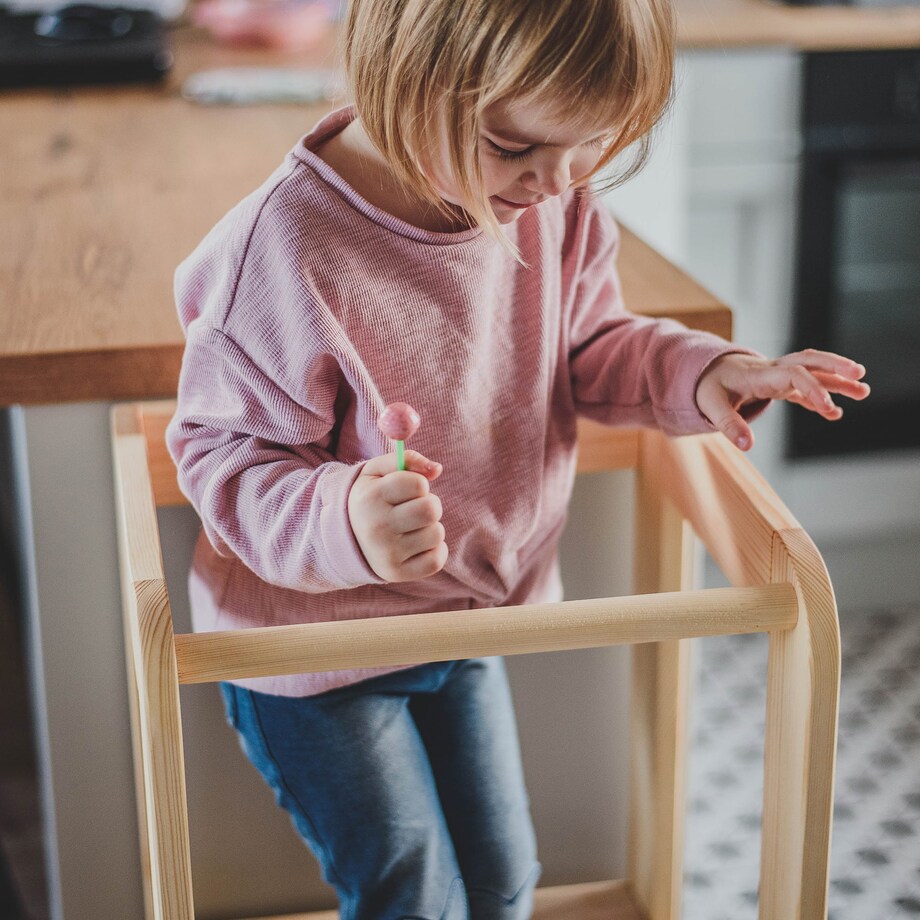 MeowBaby® Kitchen Helper Drewniany Pomocnik Kuchenny dla Dziecka, Biały