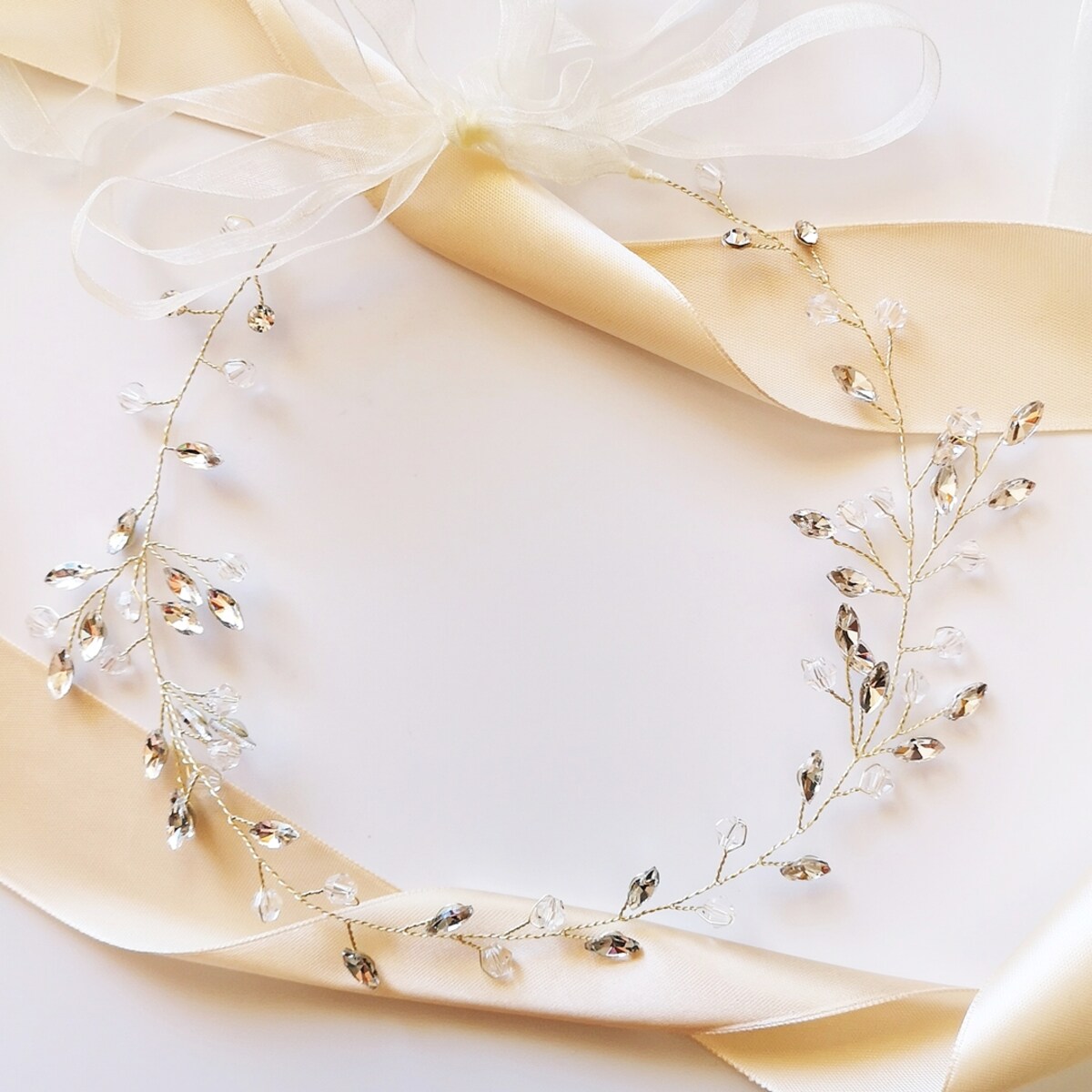 Wianek złoty gałązka ślubna ozdoba do włosów glam delikatna