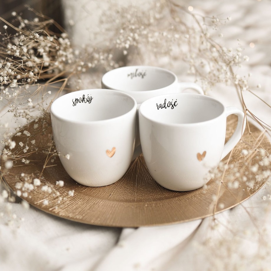 Biały kubek porcelanowy 300 ml „Radość" ze złotym sercem - prezent dla niej, na urodziny, Dzień Kobiet, Dzień Matki