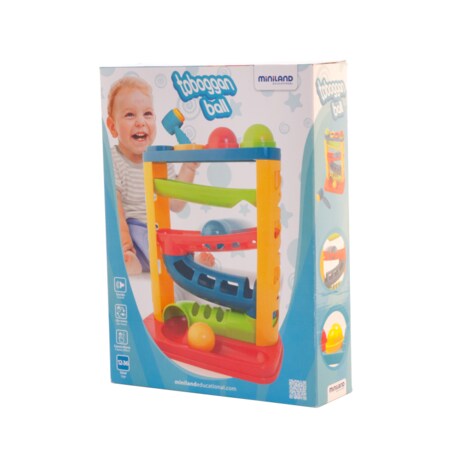 Kolorowa zjeżdżalnia z piłeczkami