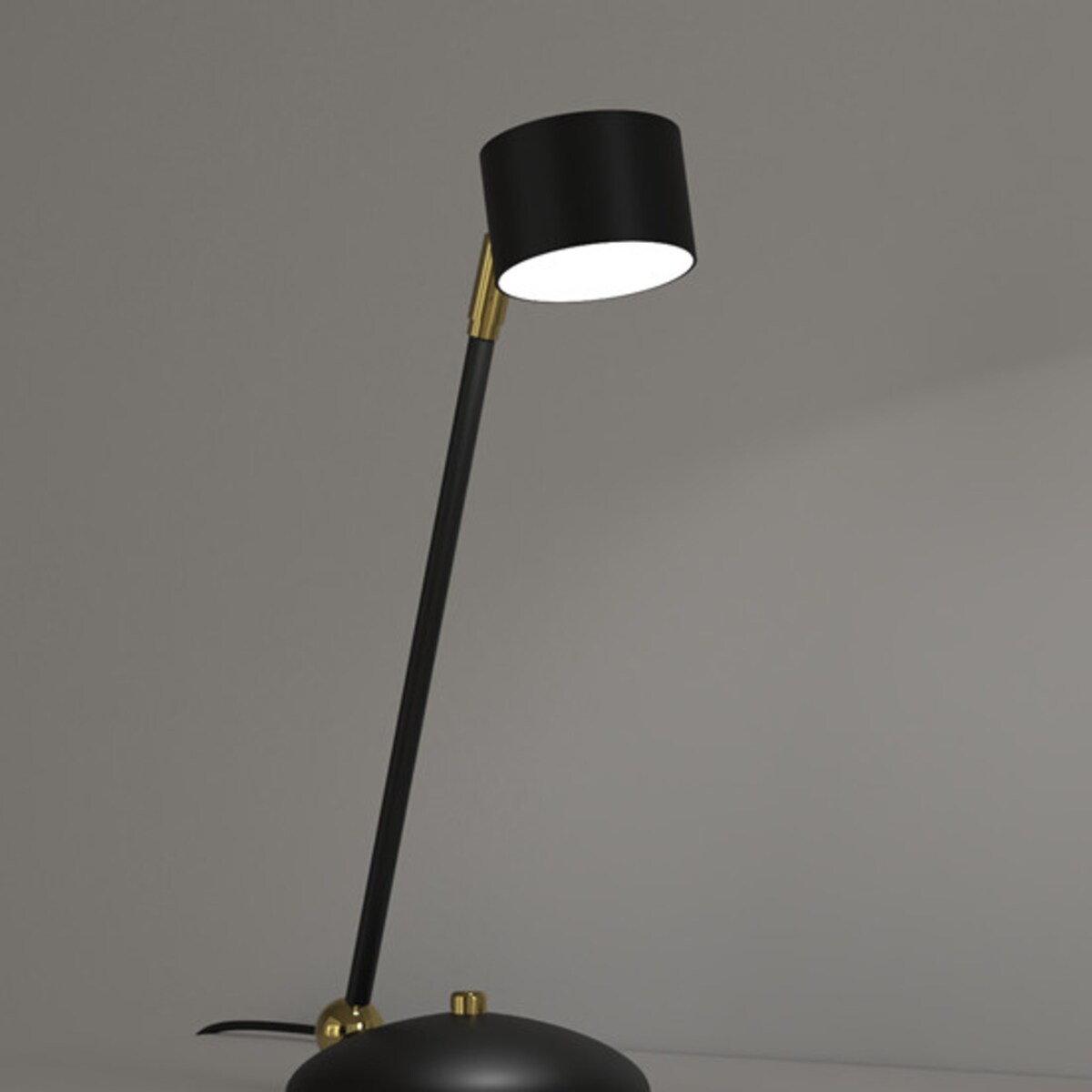 Gabinetowa lampka biurkowa ARENA nowoczesna stojąca czarna złota