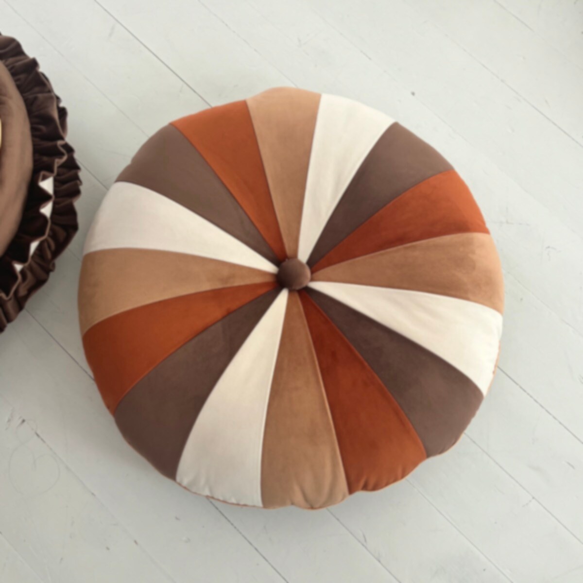 Pufa Teddy Velvet , patchworkowa poduszka 70cm.