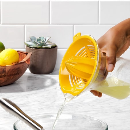 Wyciskacz do pomarańczy i grejpfruta 350ml - Good Grips / OXO