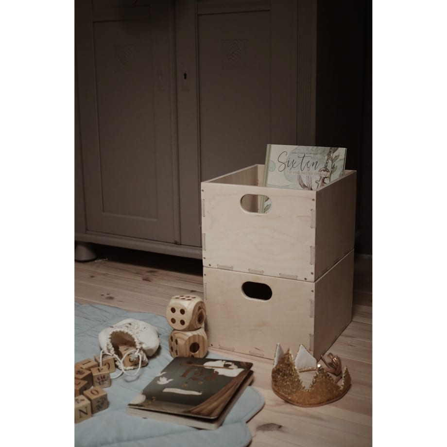 Drewniana skrzynia na zabawki 2 szt.