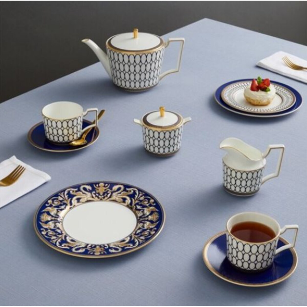 Dzbanek do herbaty 1 l Renaissance Gold Wedgwood