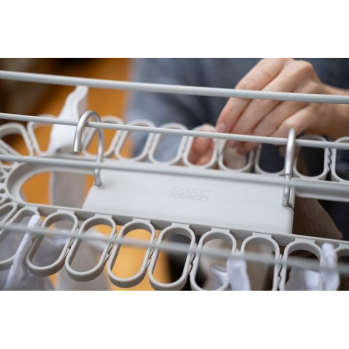 Wieszak do suszenia L Petal Joseph Joseph