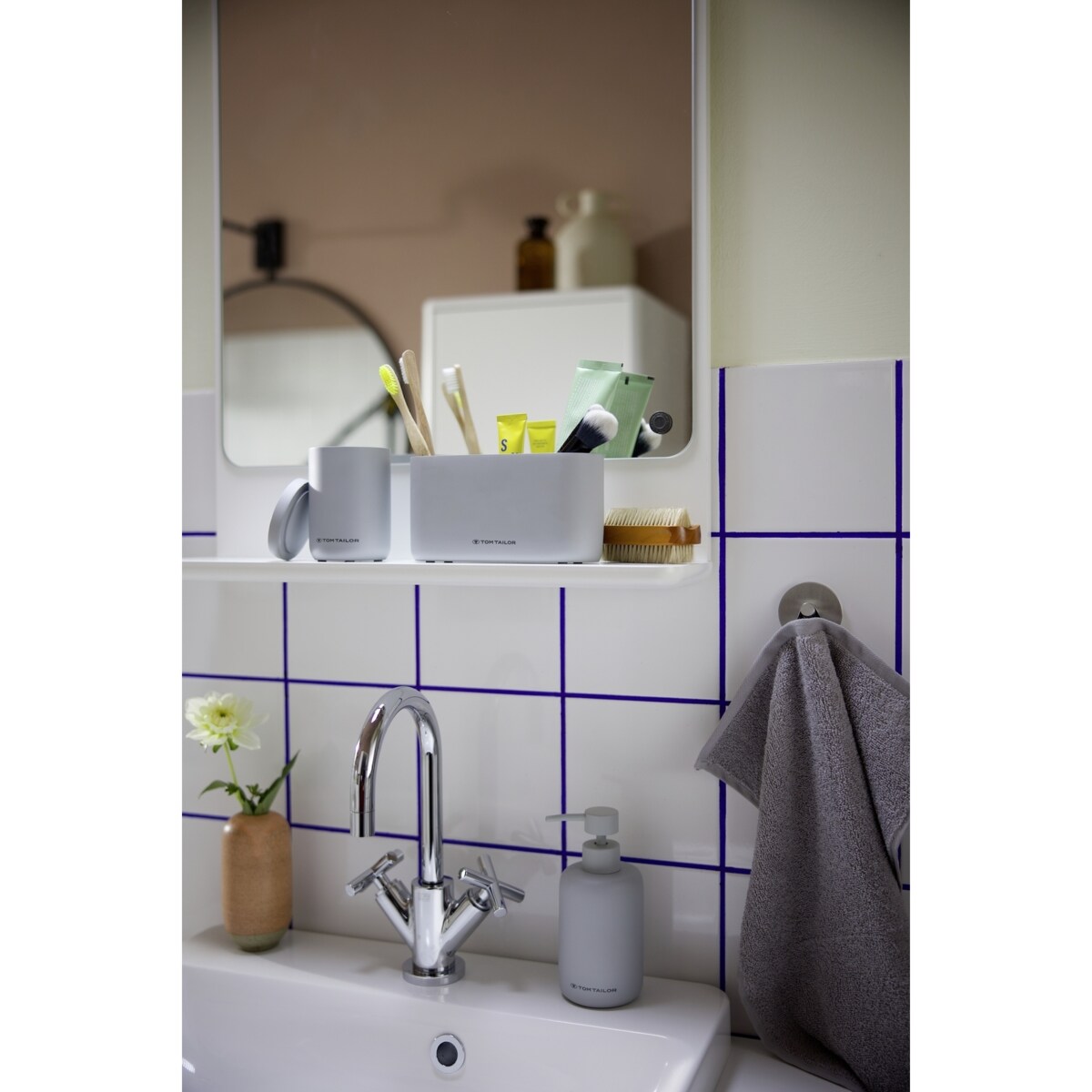 Okrągły organizer z pokrywką TOM TAILOR