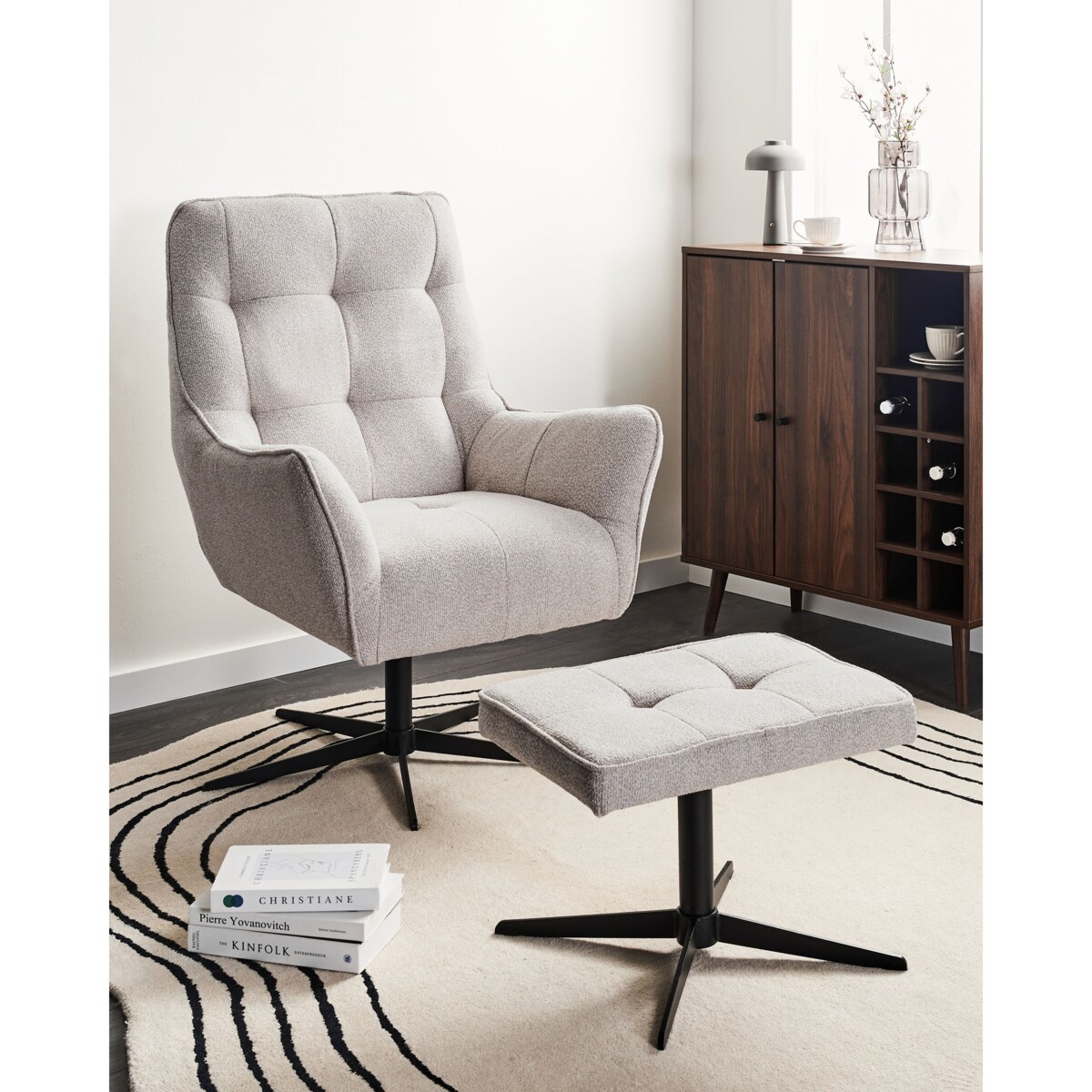 Fotel obrotowy MOLLE Z podnóżkiem Jasnobeżowy