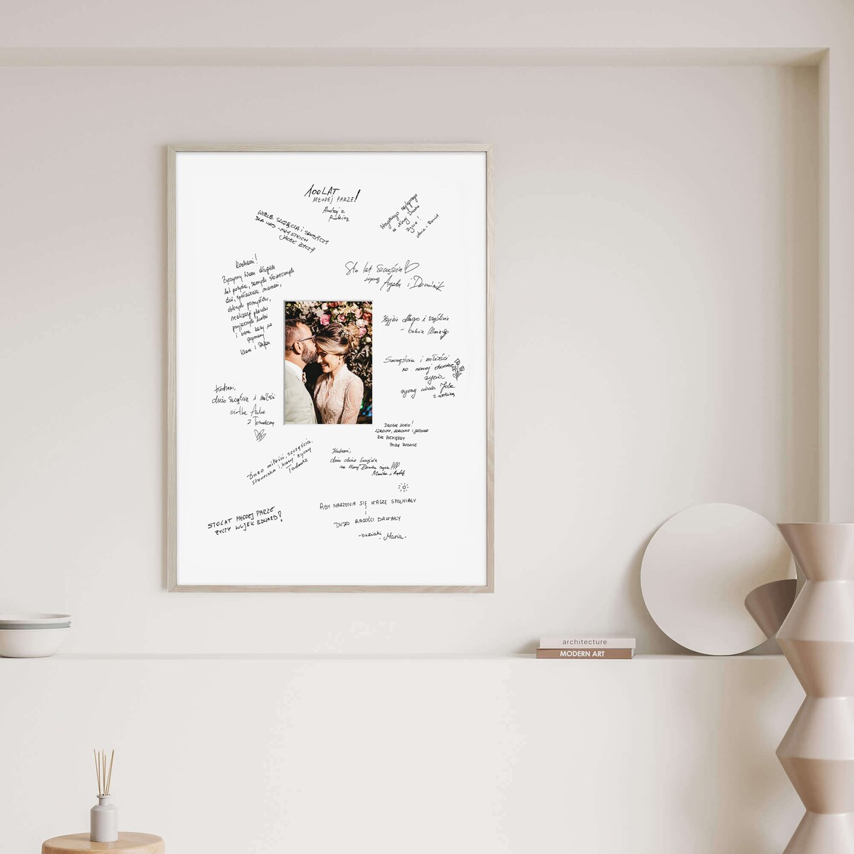 Ramka na WESELE PAMIĄTKOWA 50x70 cm - kolor ramy białe drewno - z passe partout prezent weselny zdjęcie 15x21 cm