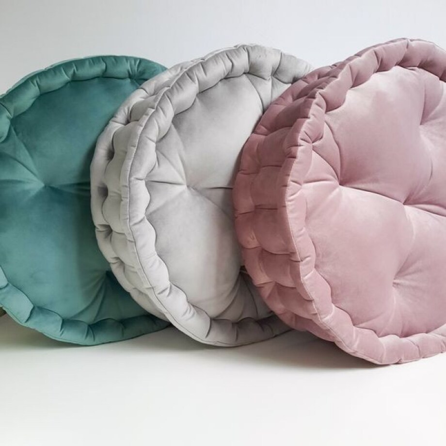 Duża pufa dekoracyjna do pokoju dziecięcego 60 cm