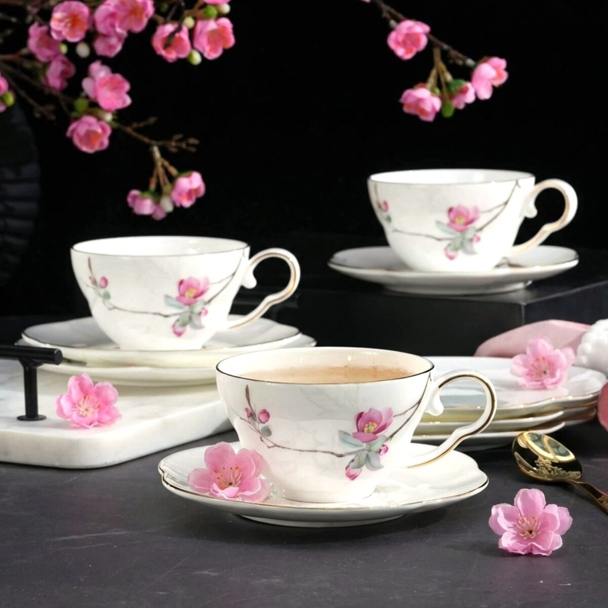 VILLA ITALIA Filiżanka do herbaty porcelanowa 200 ml ze spodkiem SPIRIT of JAPAN