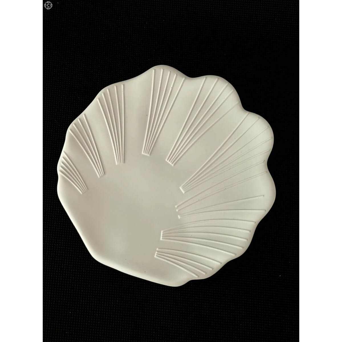 Taca dekoracyjna Shell Stone Biała