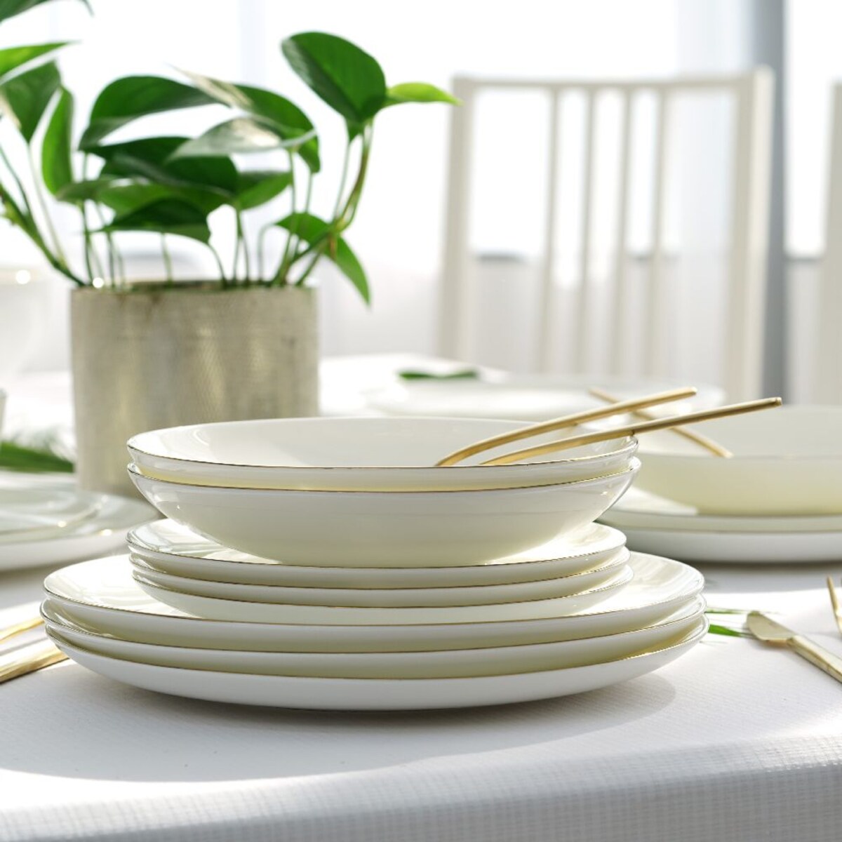 VILLA ITALIA Serwis obiadowy porcelanowy na 6 osób BOSTON Gold