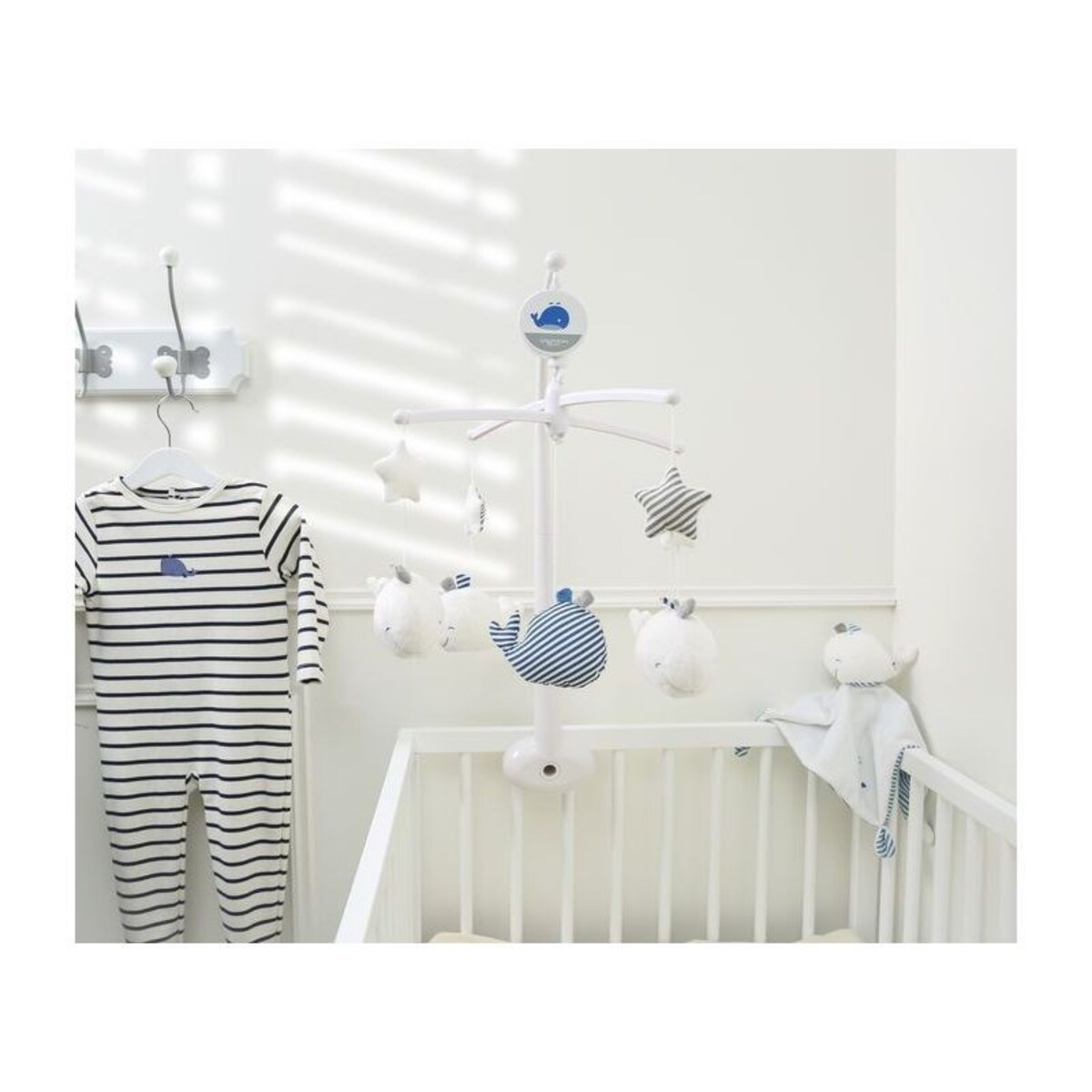 Karuzela z pozytywką do łóżeczka wieloryby BLUE BALEINE Sauthon