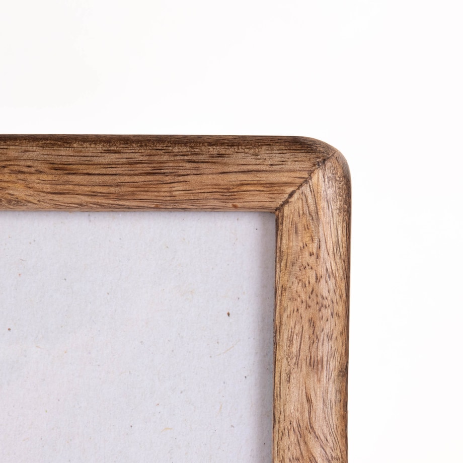 Drewniana ramka na zdjęcie, stojąca, z drewna mango, 13 x 18 cm