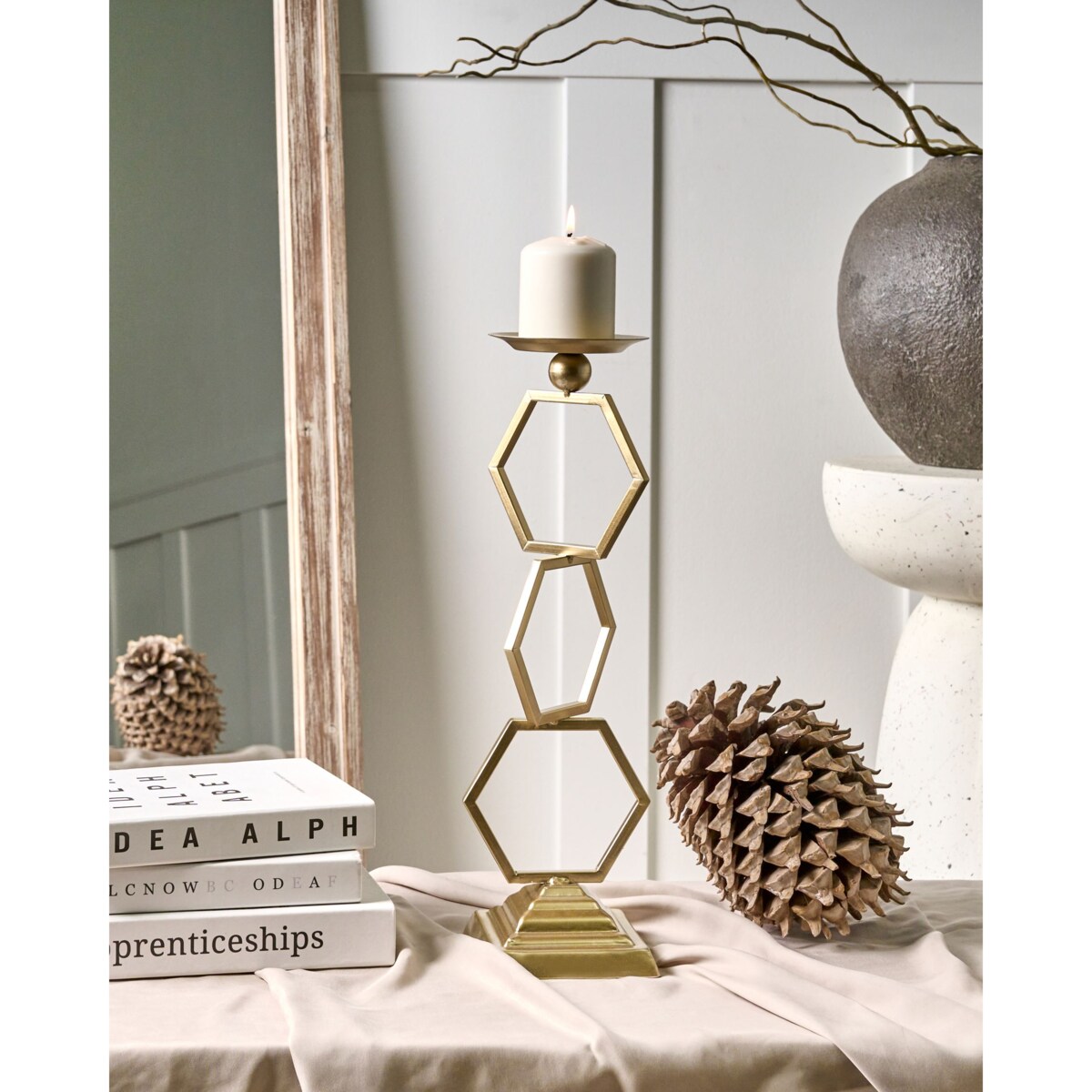 Świecznik ARDEE Metal 44 cm Złoty