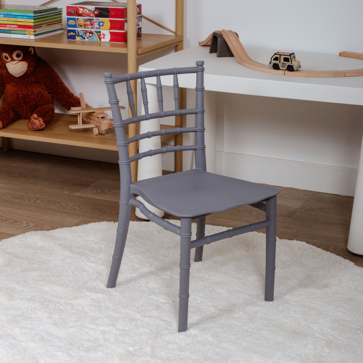 Krzesełko dla dzieci plastikowe z oparciem szare dziecięce