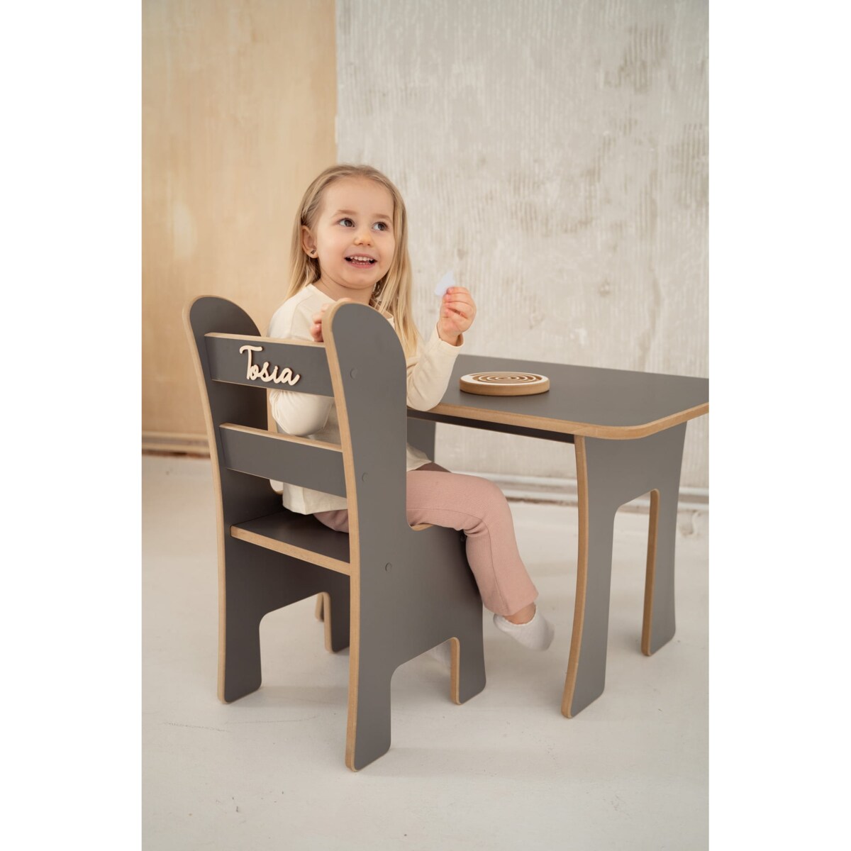 Stolik + krzesełko z imieniem - szary