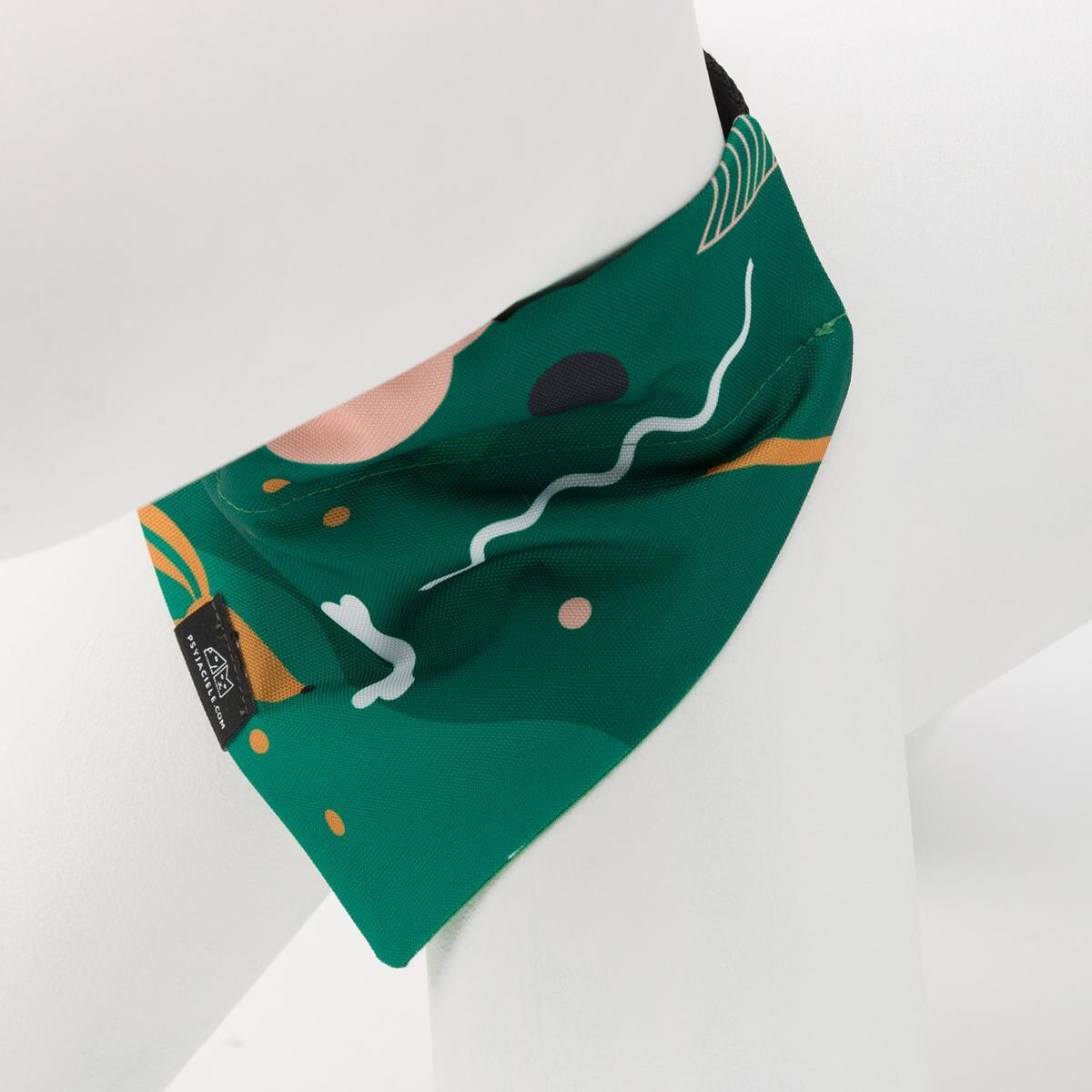 Bandanka "Psy na jawie" na obrożę - Rozmiar: L