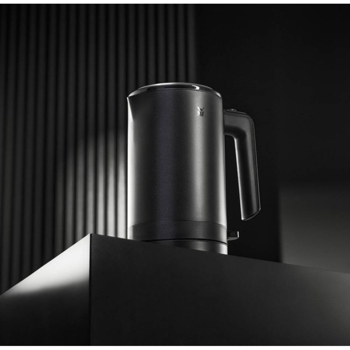 Czajnik elektryczny Deep Black KitchenMinis, 800 ml, WMF