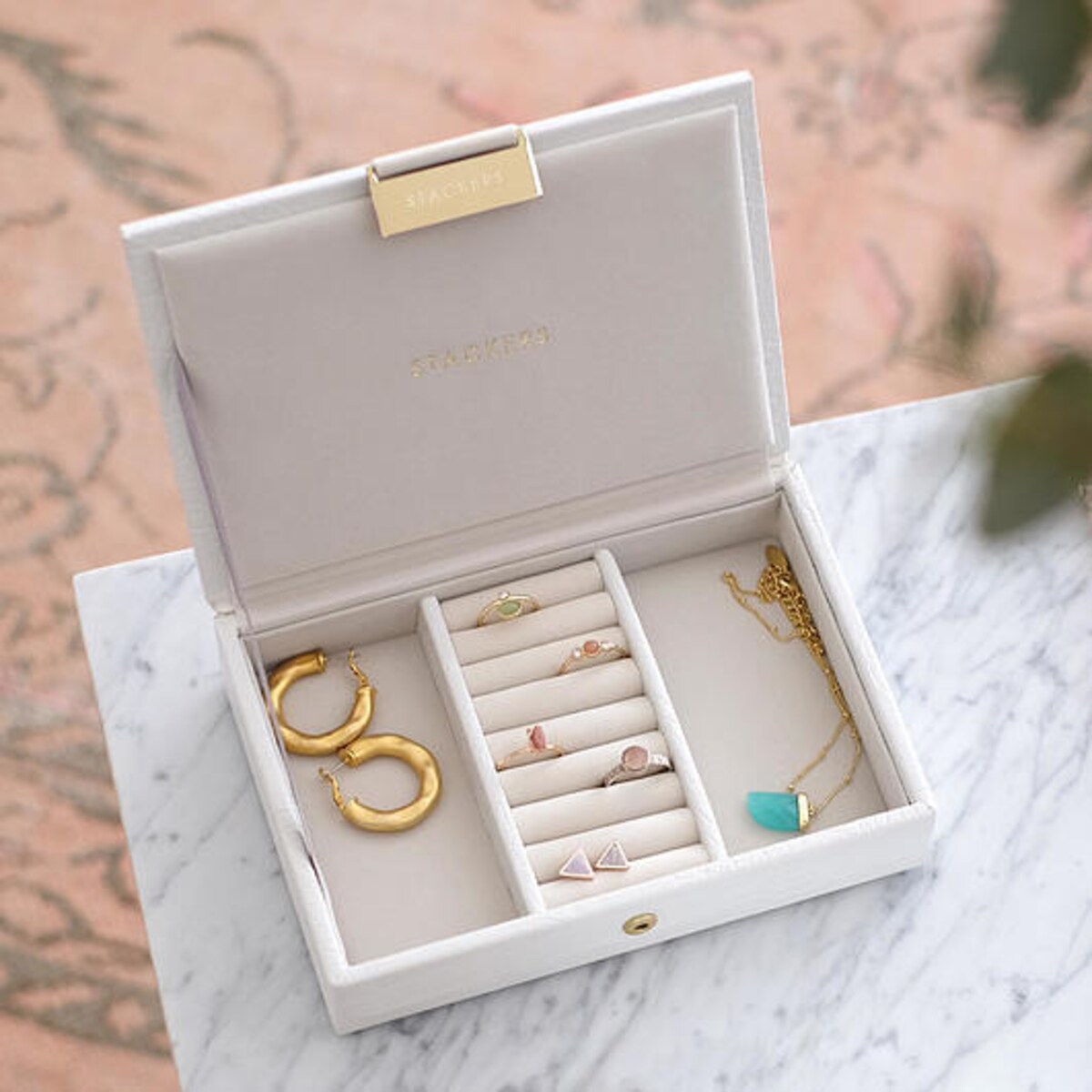 Szkatułka na biżuterię Stackers Croc mini biała z pokrywką