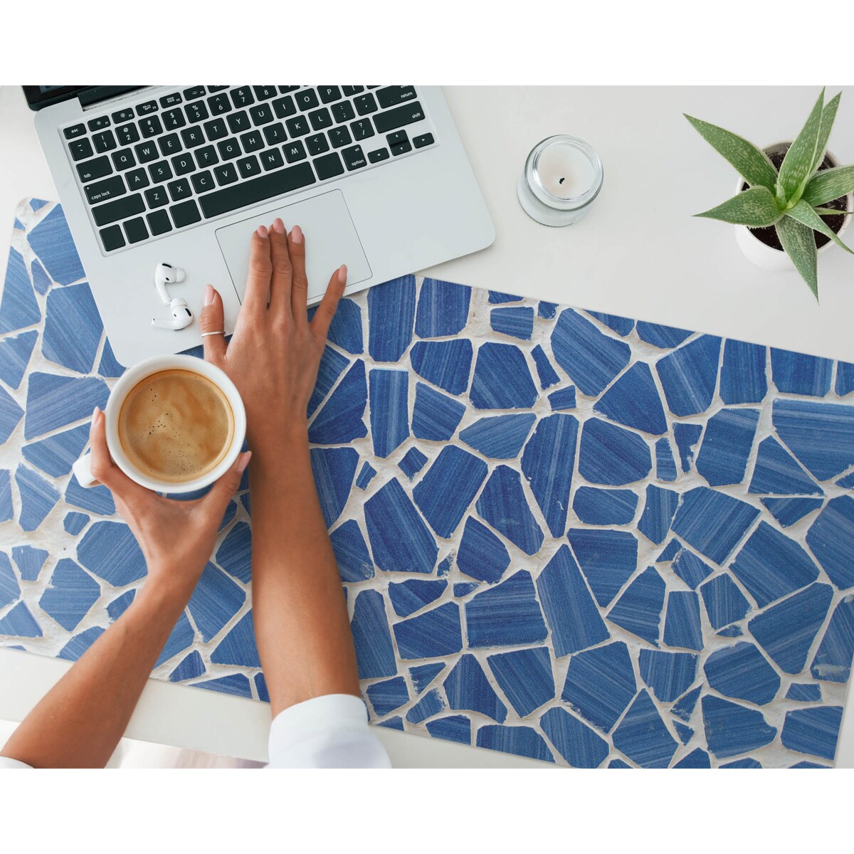 Niebieska mata na biurko Mozaika z fragmentów, 100x50 cm