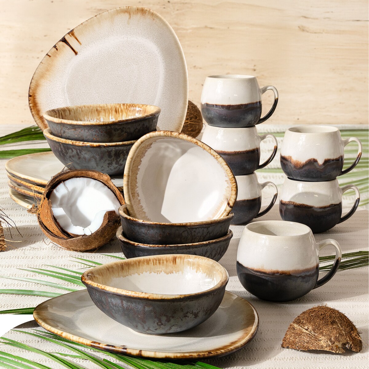 Konsimo PRIMA Zestaw śniadaniowy 6 os. (18 el.), jasnobeżowy