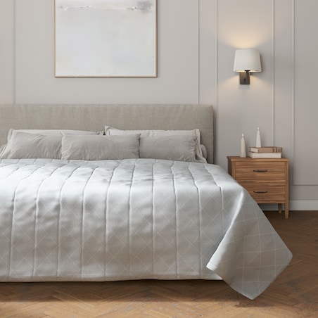 Narzuta pikowana w pasy 200x210 szaro-srebrne romby