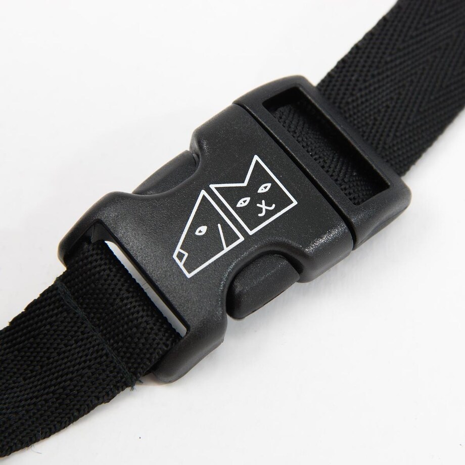 Nerka spacerowa "Miłość, równość, gryzaki"