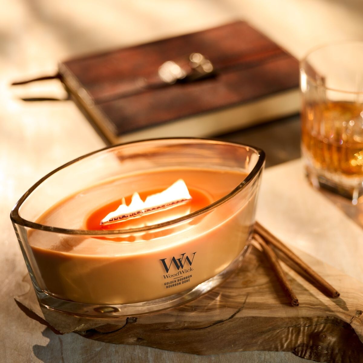 WoodWick świeca Elipsa GOLDEN BOURBON