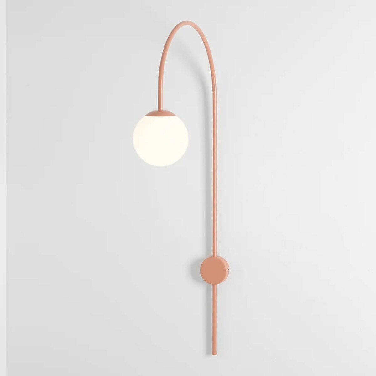 Nowoczesny kinkiet ścienny Una 1116C11 Aldex do czytania szkło metal koralowy