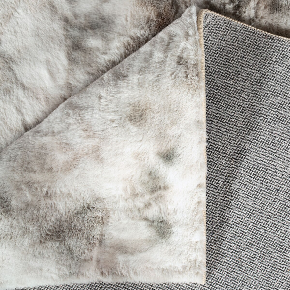 Dywan Rabbit z efektami iryzującymi Tolero 5000 Beż 80x150