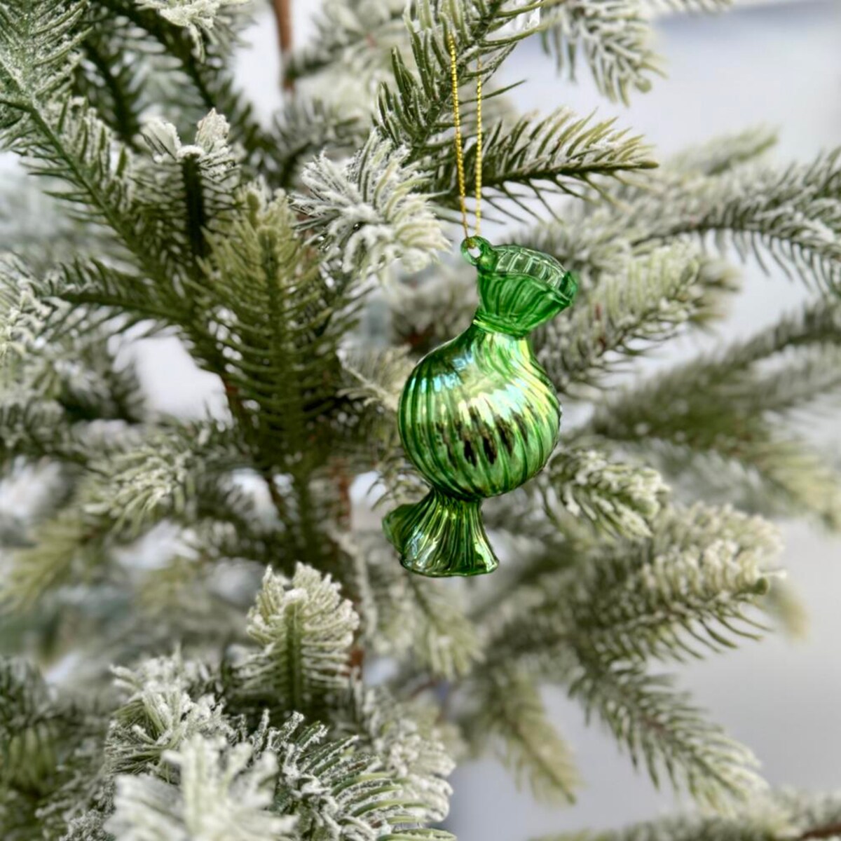 VILLA ITALIA Bombka szklana CUKIEREK green 8 cm