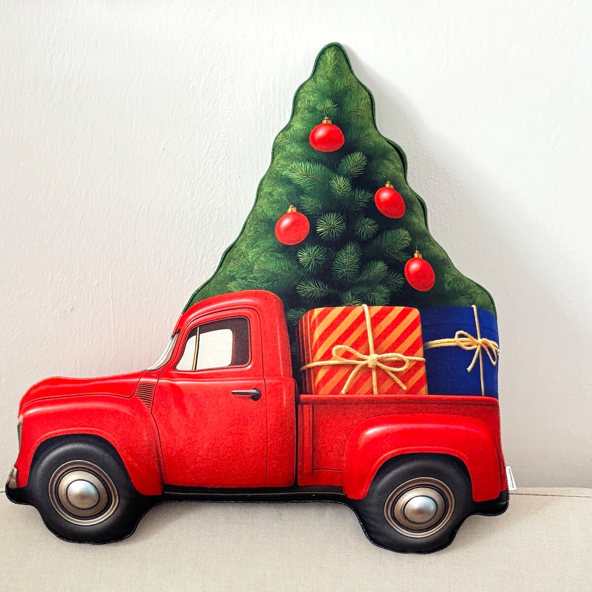 Poduszka Świąteczna Retro Auto z Choinką