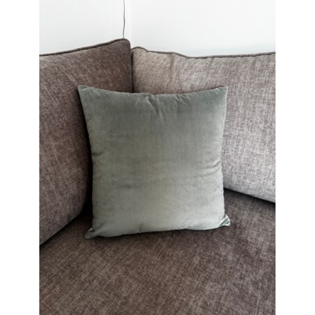 Dekoracyjna poszewka Wielkanocna z weluru Zajączek w kaszkiecie