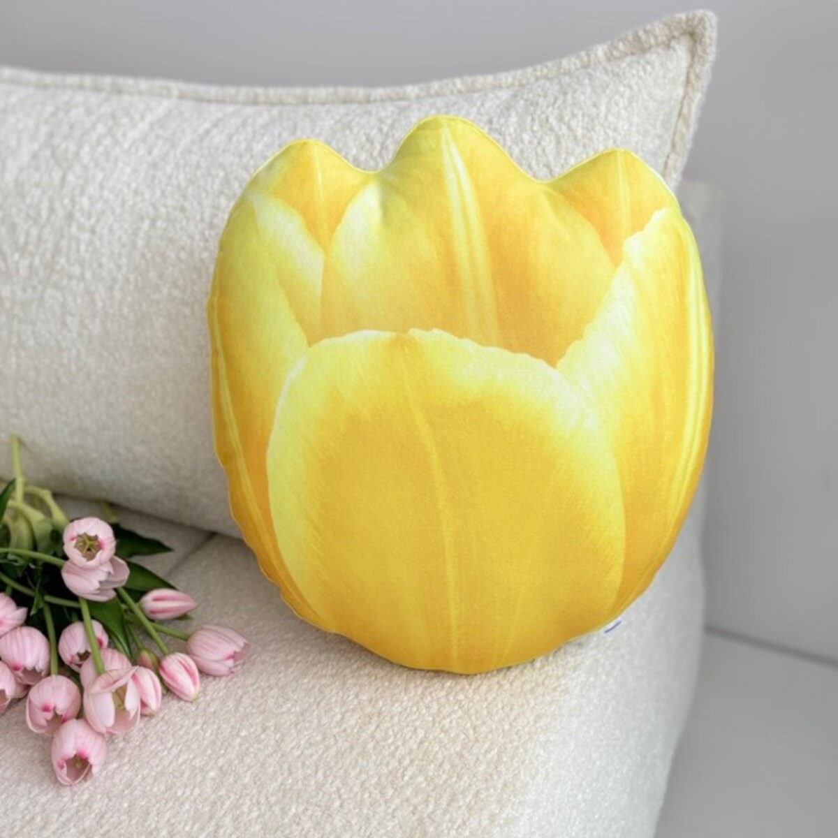 Poduszka kwiat duży żółty Tulipan