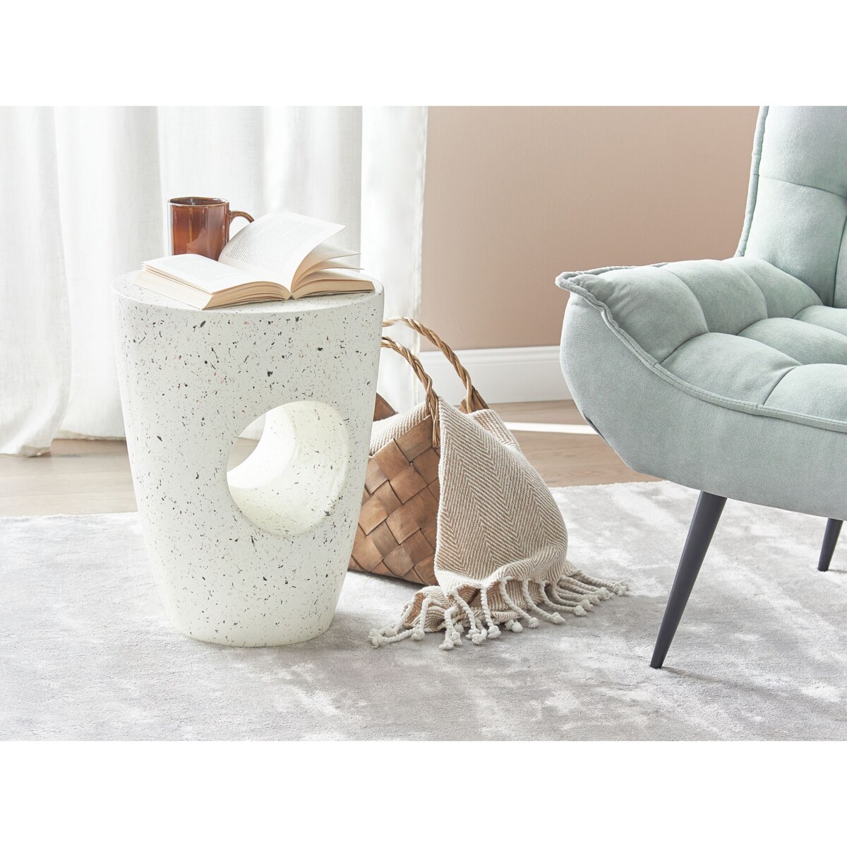 Stolik pomocniczy biały z efektem lastryko EDOLO