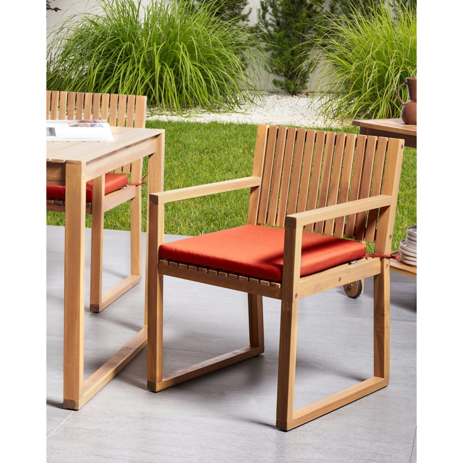 Zestaw 2 krzeseł ogrodowych z poduszkami SASSARI PREMIUM Certyfikowane drewno akacjowe Czerwony