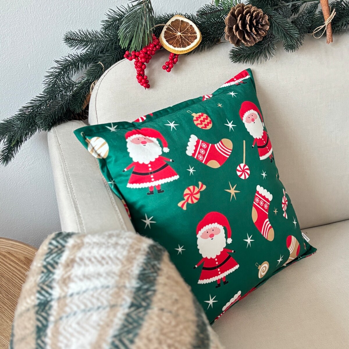 Poduszka dekoracyjna świąteczna Mikołaje Boże Narodzenie