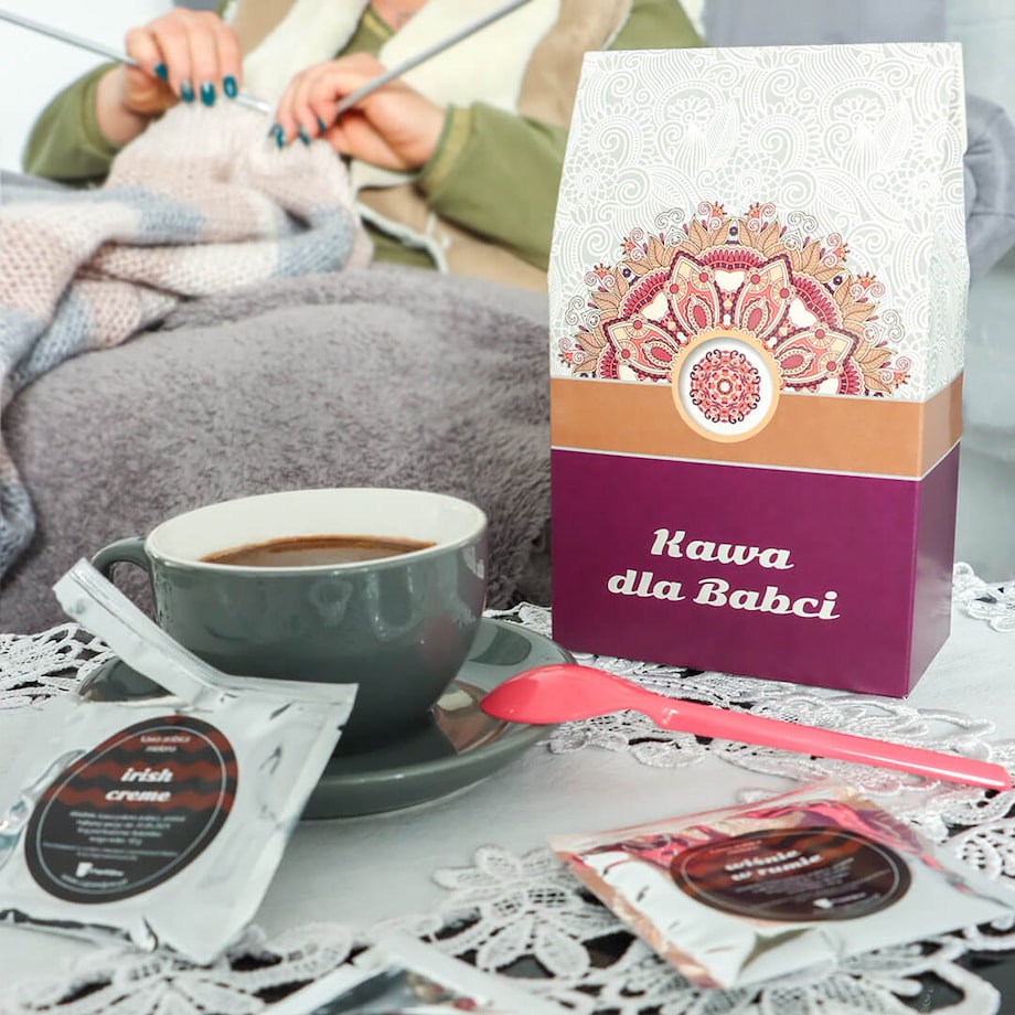 Zestaw kaw dla Babci - prezent podarunek dla babci z kawą smakową aromatyzowaną 10 smaków x 10g - prezent upominek na Dzień Babci i nie tylko