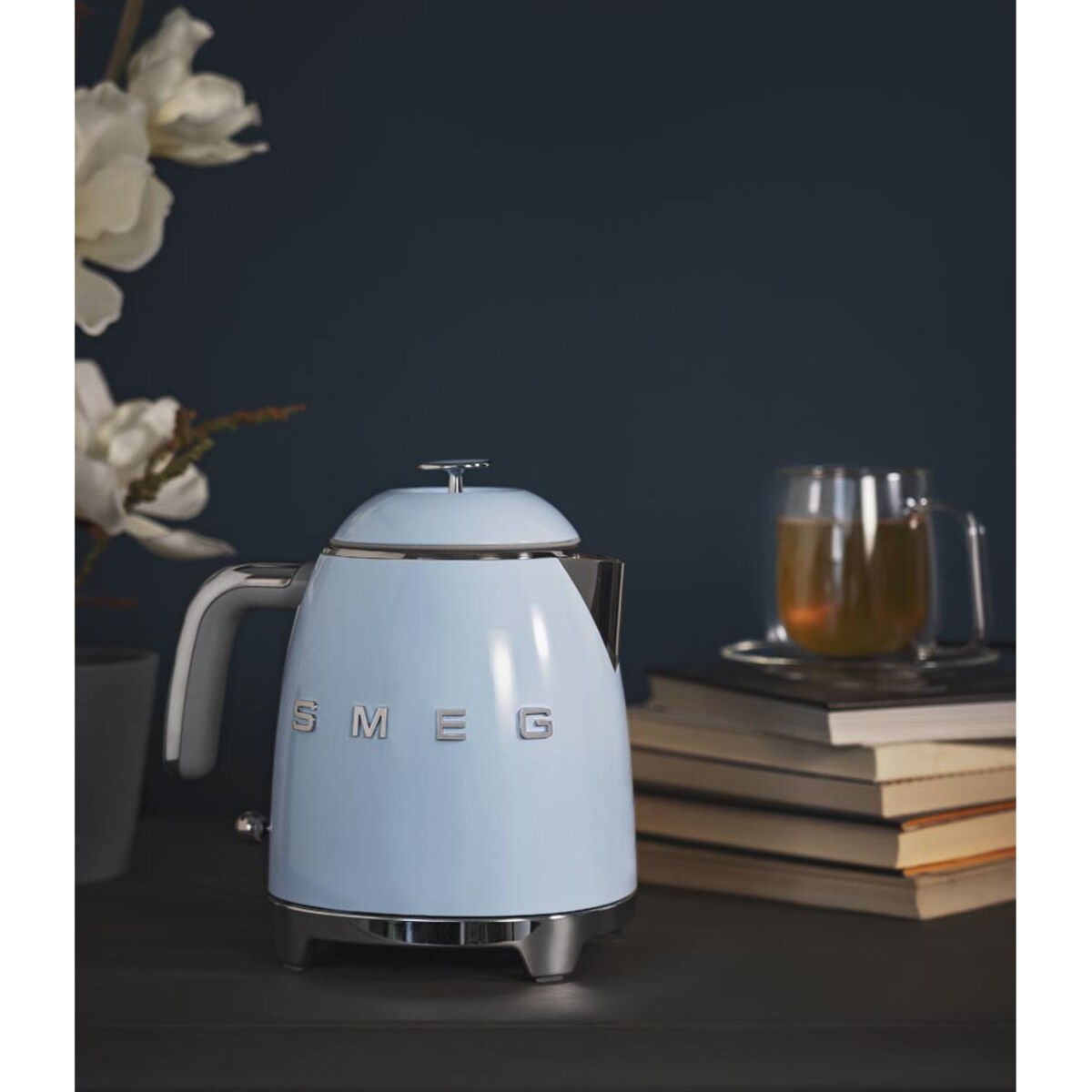 Czajnik elektryczny pastelowy błękit 50's Style, 800 ml, SMEG