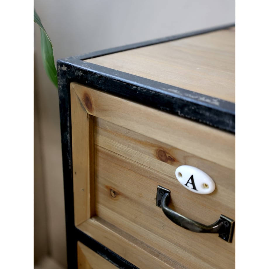 Komoda drewniano-metalowa postarzana z literkami