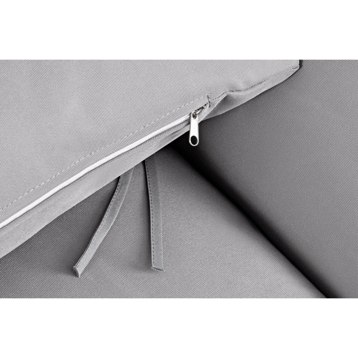 KONSIMO CULLUS Wiszący fotel kokon z technorattanu i pokrowcem, biały