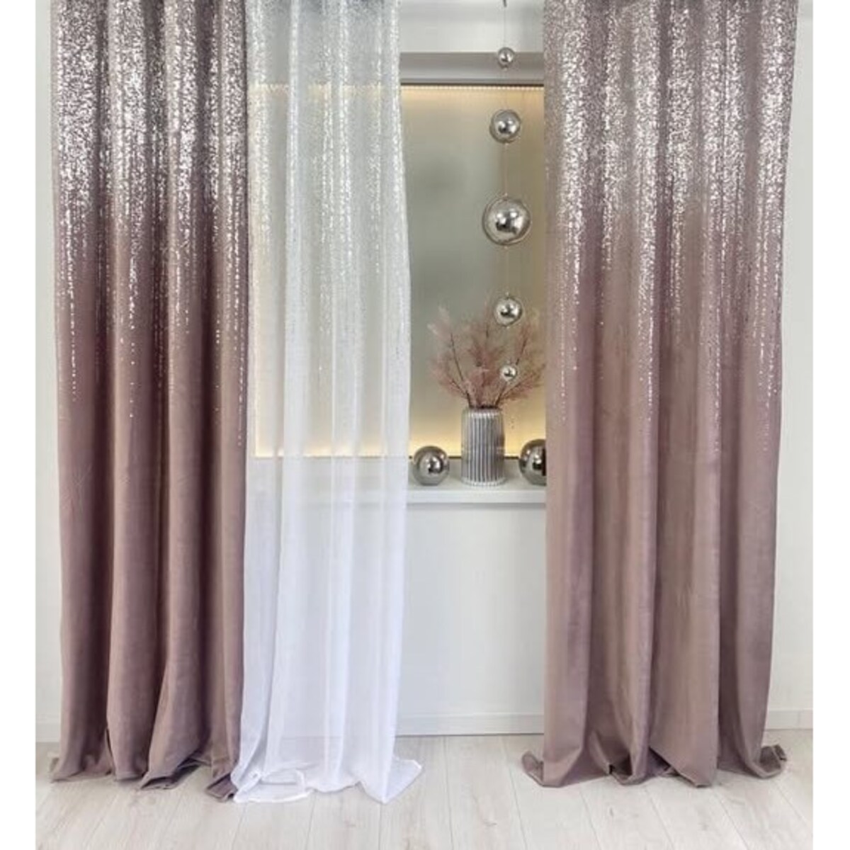 Zasłony welurowe "srebrny deszcz" 140x270 na taśmie marszczącej. Róż