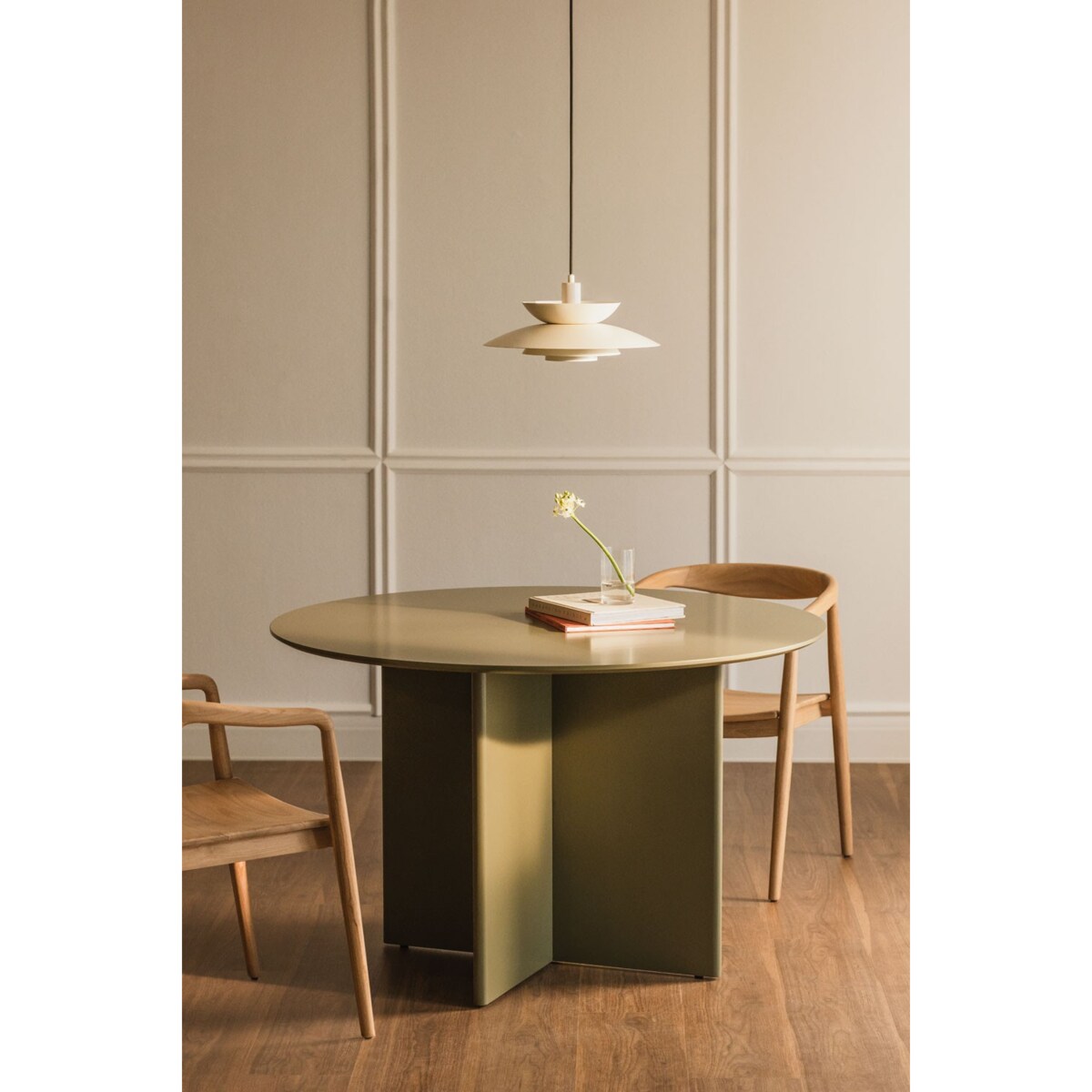 Okrągły stół jadalniany z MDF Ø120 cm Saonara szałwiowy