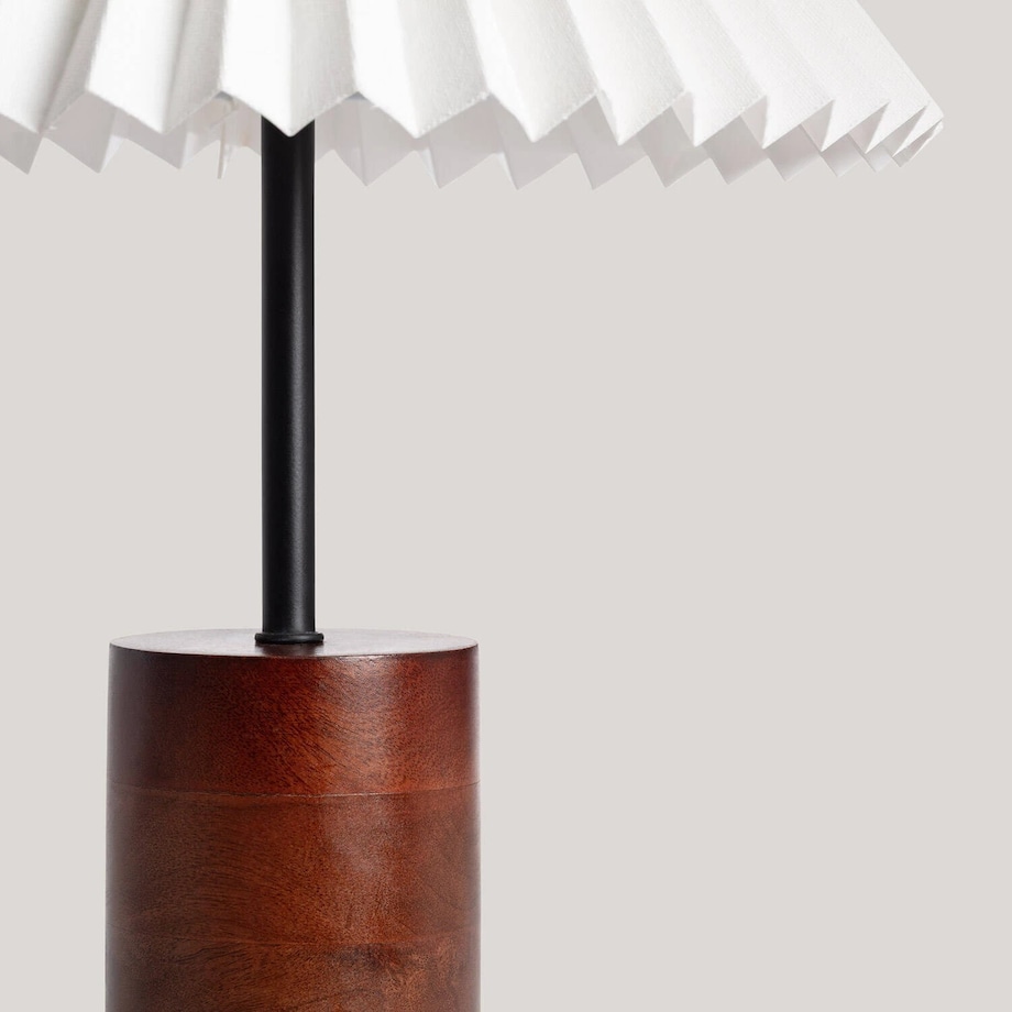 Lampa Stołowa z drewna z plisowanym kloszem Leonessa, 43 cm