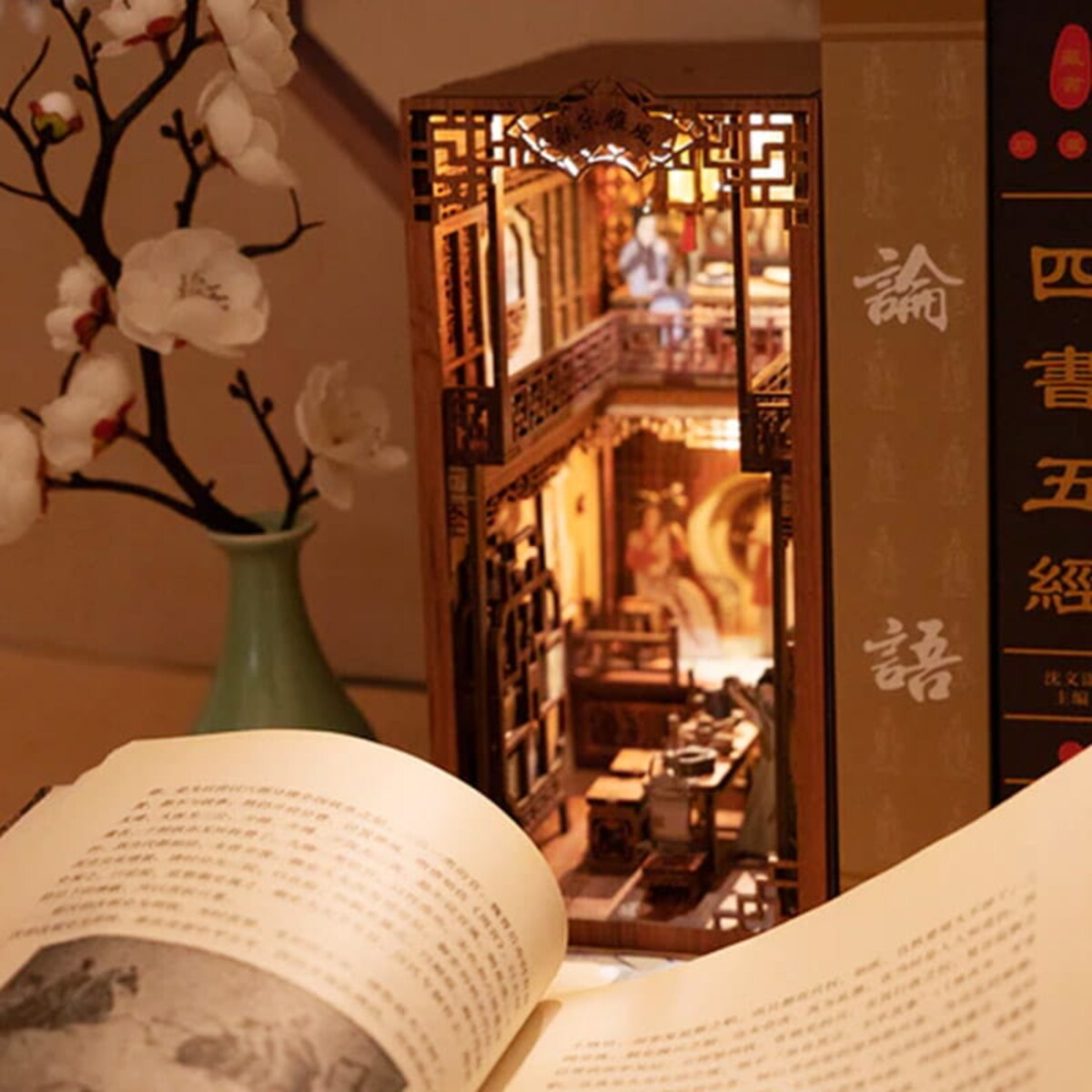 Miniaturowy domek Book Nook - Kwiat jaśminu Dynastii Qing - CuteBee