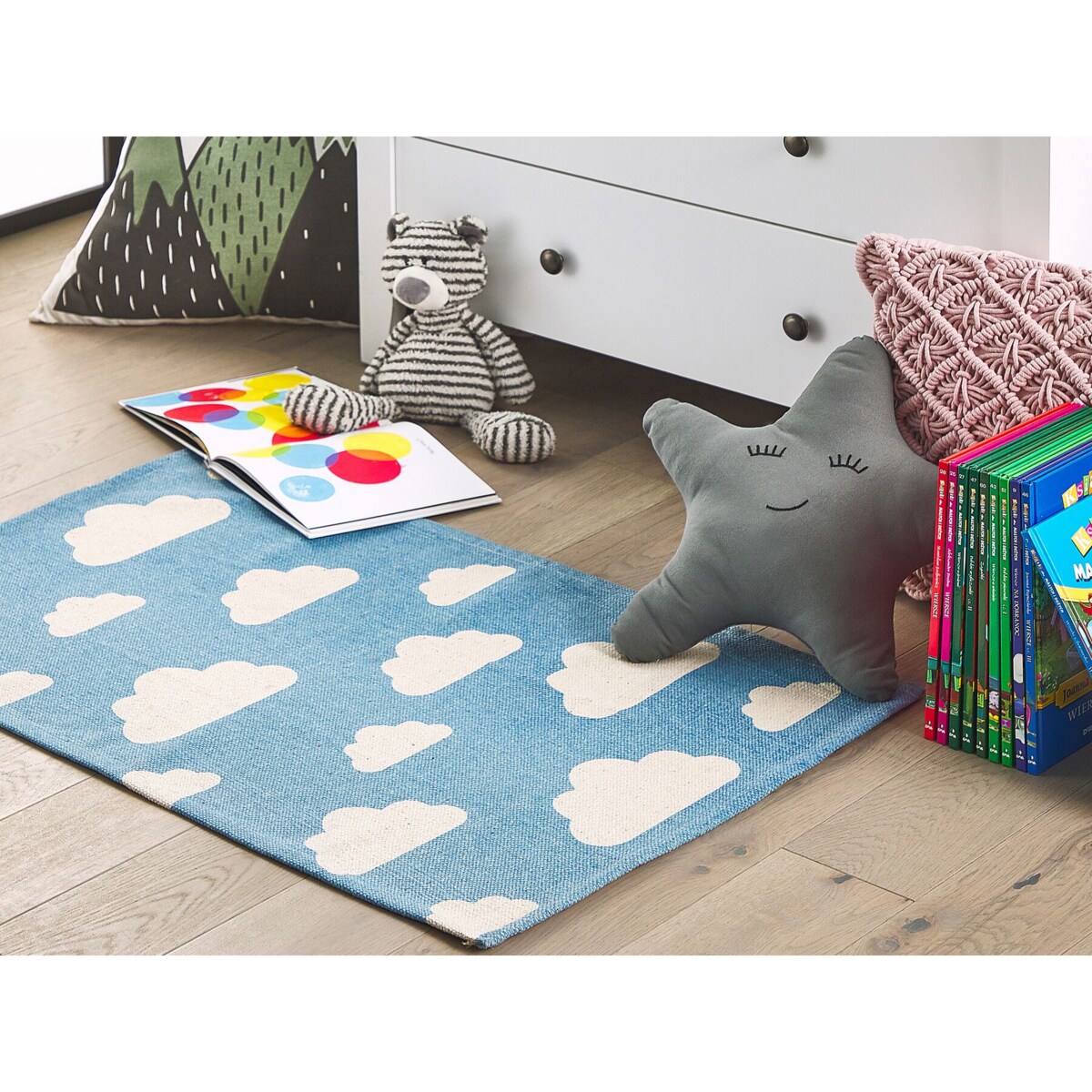 Dywan dziecięcy bawełniany motyw chmur 60 x 90 cm niebieski GWALIJAR